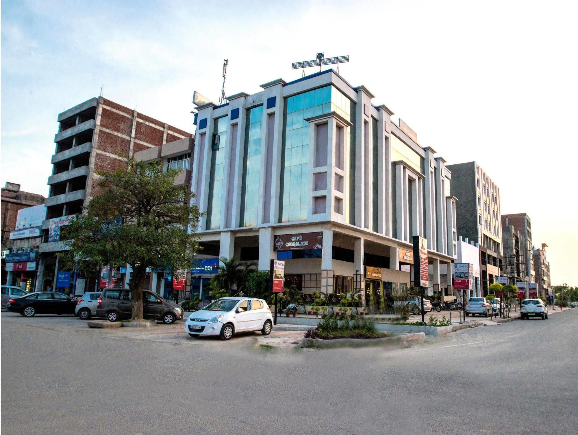 Hotel Pr Residency Amritsar Eksteriør bilde
