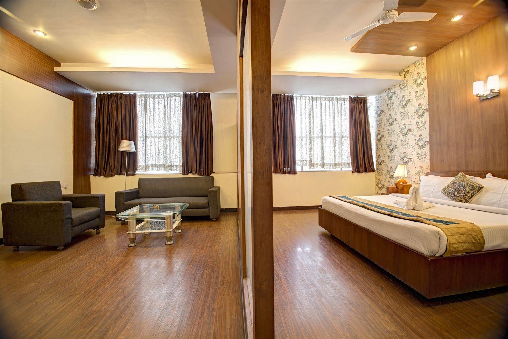 Hotel Pr Residency Amritsar Eksteriør bilde